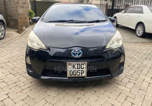Toyota Aqua 2014 Gray