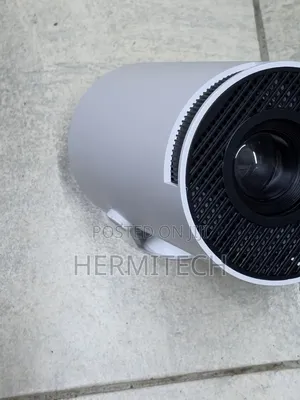 Highly Portable Projector Hy300 16gb Wifi Bluetooth Smart 130 Inches