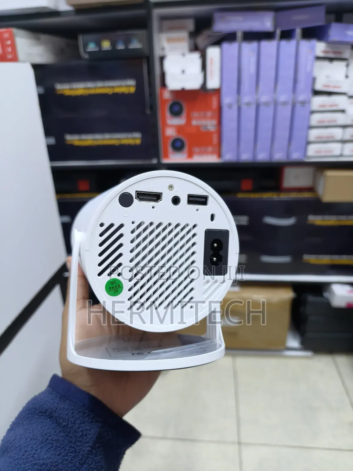 Hy300 Projector With Smart Features Hdmi Usb 16gb Wifi Bluetooth Smart