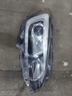 Subaru Levorg 2012 Xenon Headlights