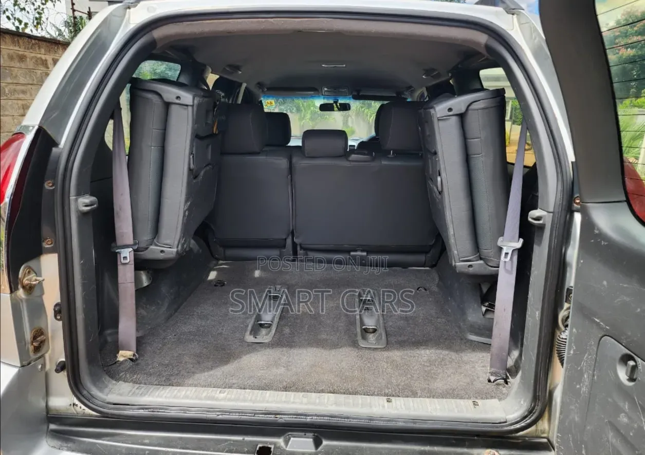 Toyota Land Cruiser Prado 2006 Silver