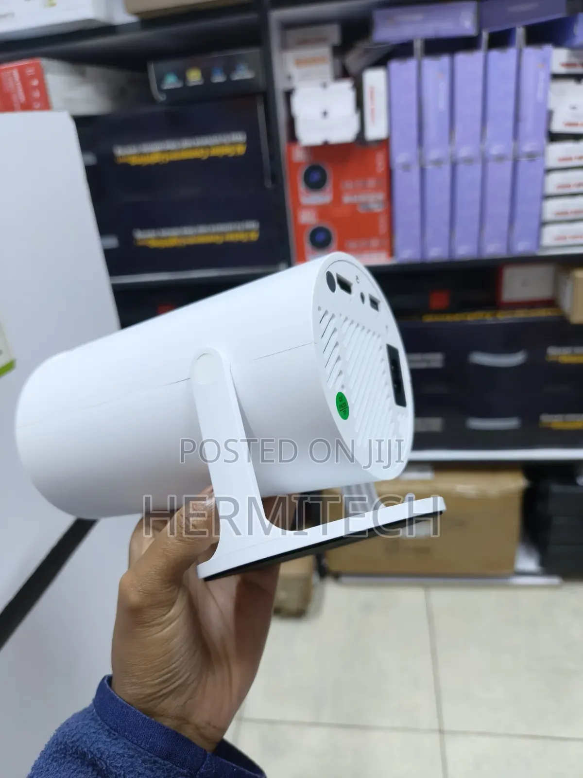 Hy300 With Auto Keystone Correction Hdmi Usb Wifi Bluetooth Smart 16gb