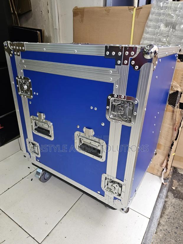 10 Unit Amplifier - Mixer And Sound Accessories Mobile Rack - thumbnail 2