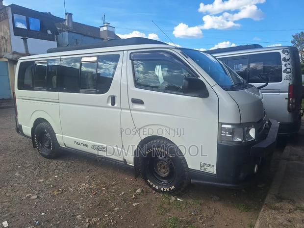 Toyota HiAce 2016 White - thumbnail 6