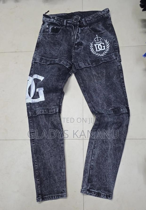 Ladies Jeans - thumbnail 2