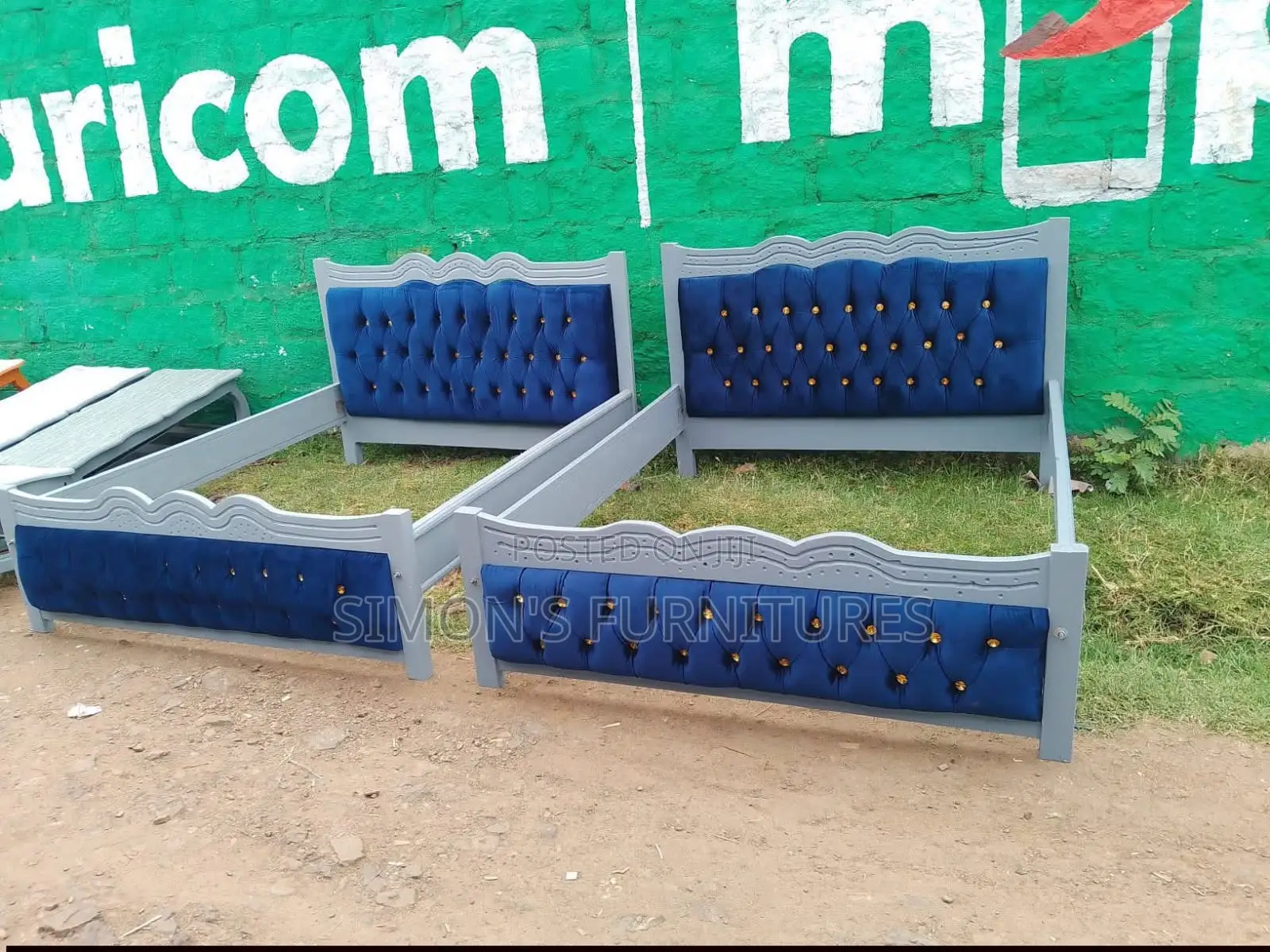 Blue Mocket Bed