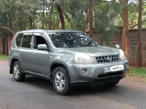 Nissan X-Trail 2008 Green