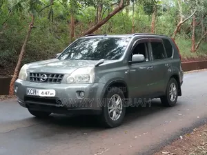 Nissan X-Trail 2008 Green