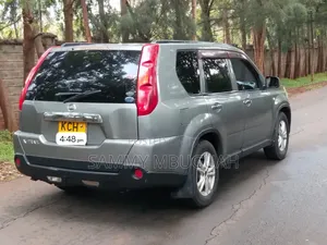 Nissan X-Trail 2008 Green