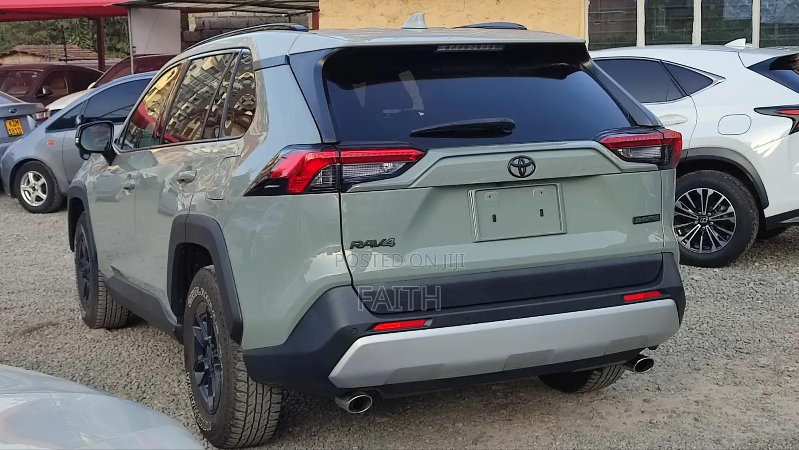 Toyota RAV4 Adventure 2019 Green