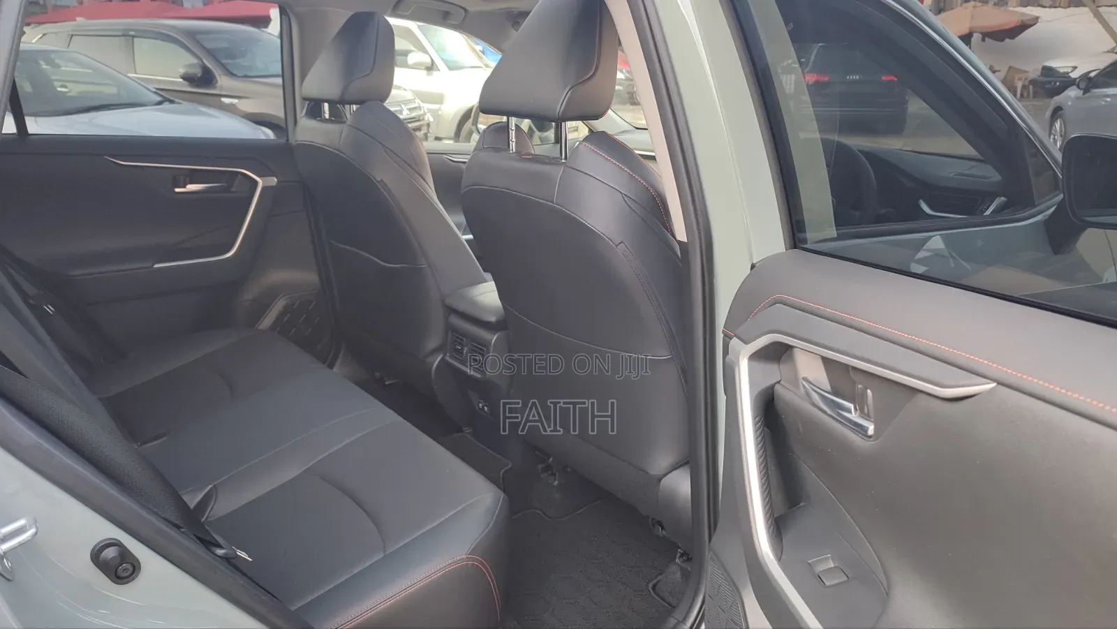 Toyota RAV4 Adventure 2019 Green