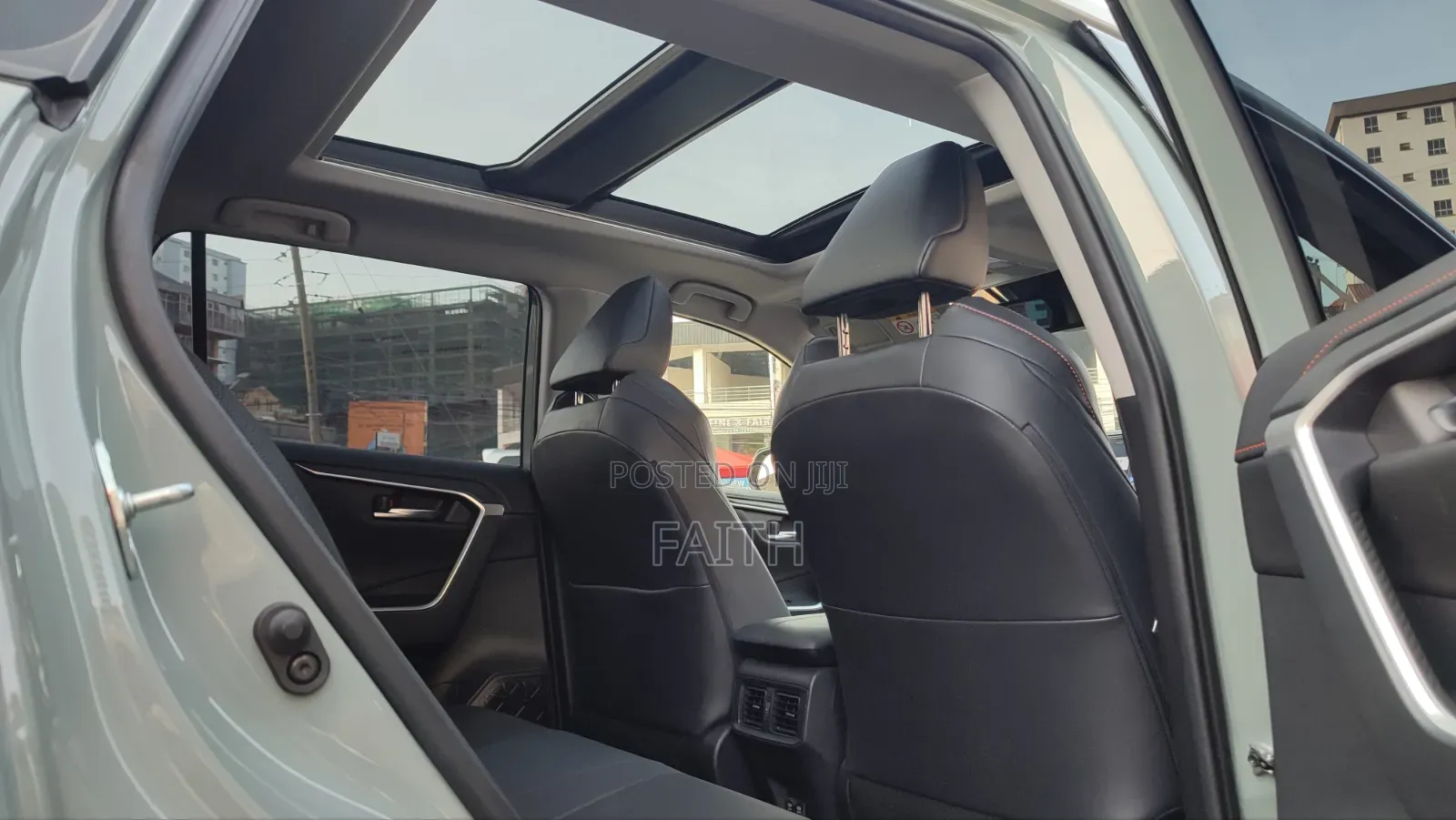 Toyota RAV4 Adventure 2019 Green