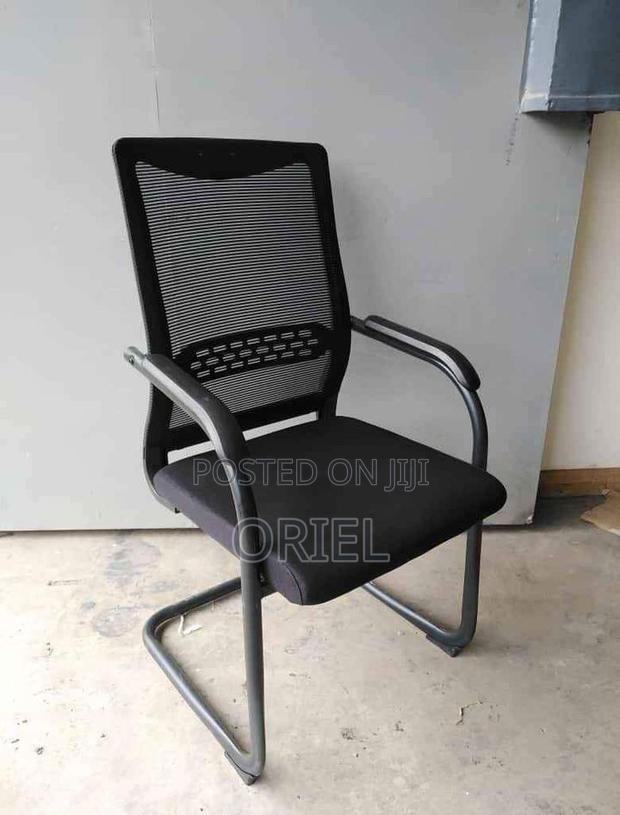 Office Seating Chair : Cushioned Mid-Back Fabric Workspace Chair - thumbnail 17