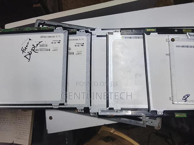 15.6” 30 Pin Laptop LCD Screen – Clean Tested - thumbnail 2