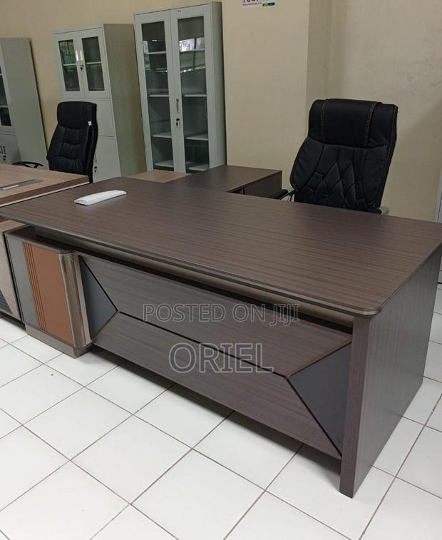 Executive Workstation Desk : 1.6m Executive Work Desk Station - thumbnail 13