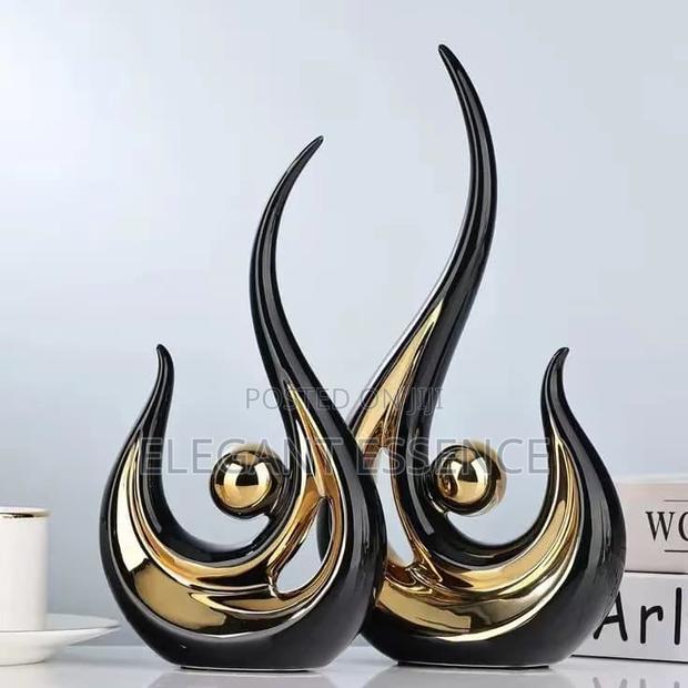 High Quality Office Room Decors Ceramic Set With Gold Ornaments - main view