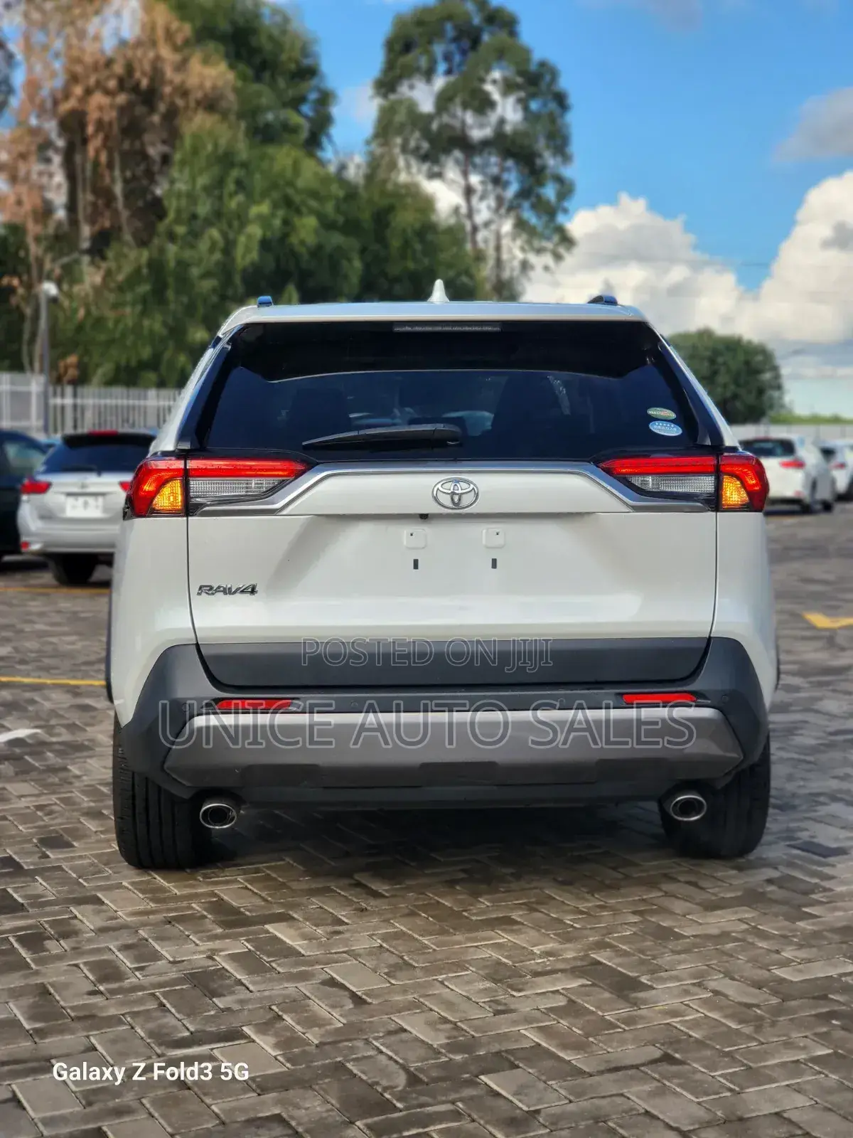 Toyota RAV4 2019 White
