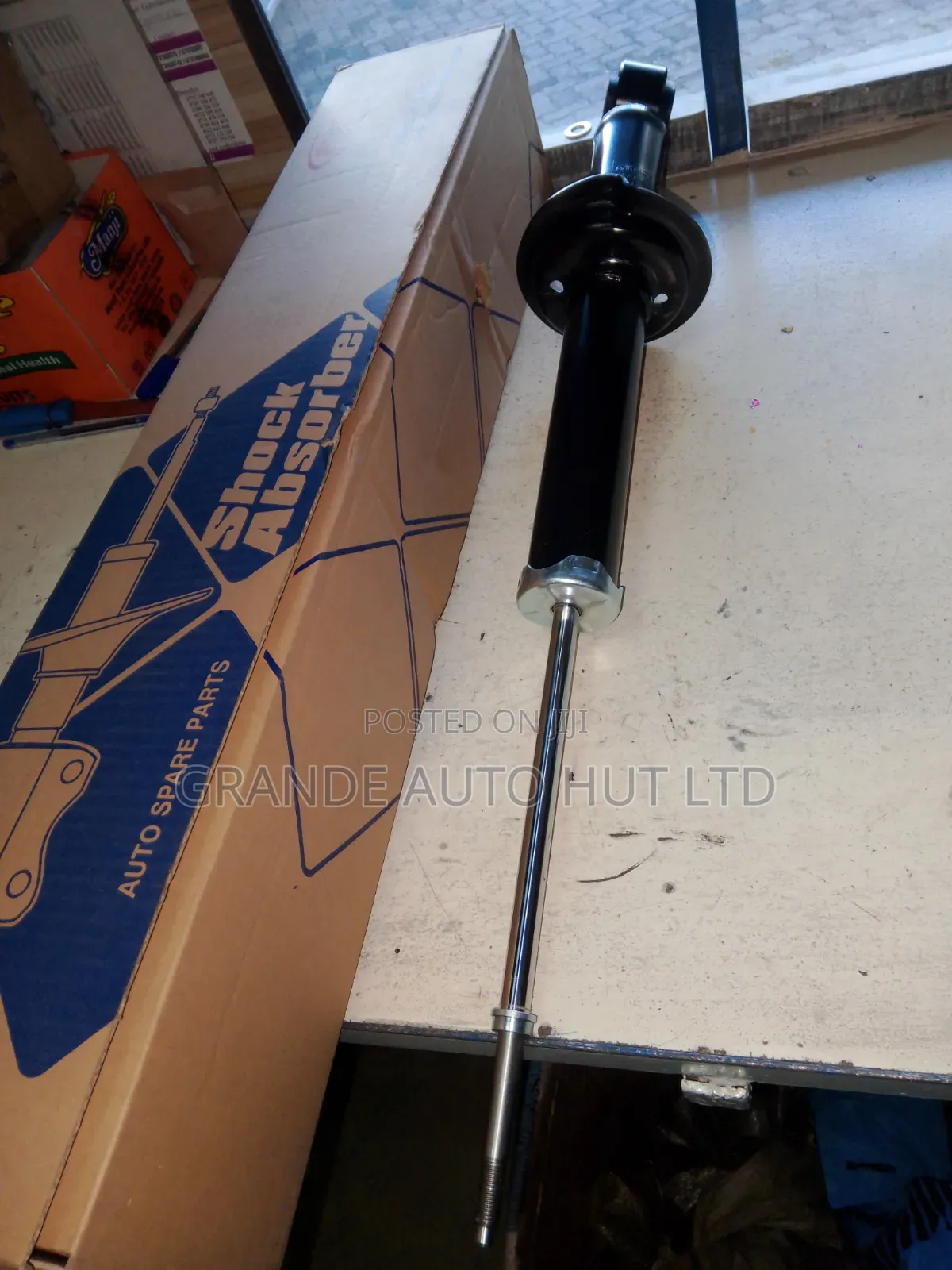 Rear Shock Absorbers Hyundai Sonata Y4 (Kic Brand)