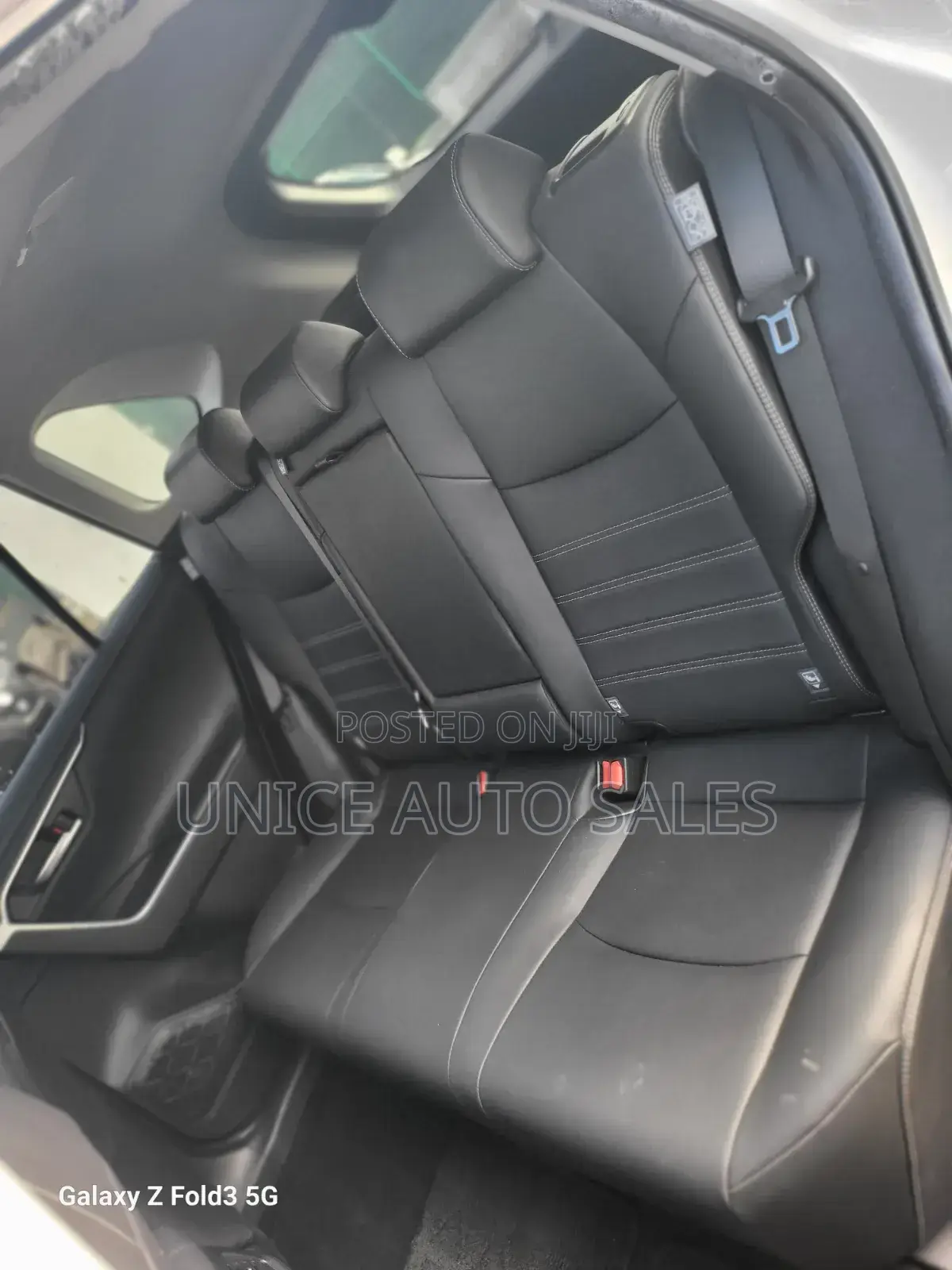 Toyota RAV4 2019 White