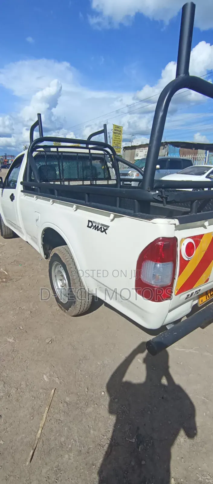 Toyota Hilux 2002 White