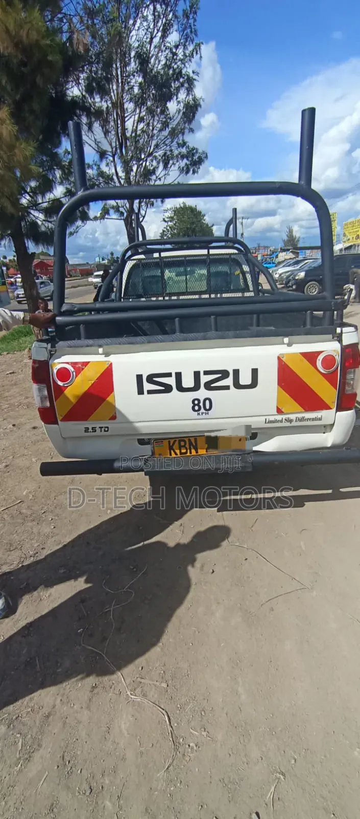 Toyota Hilux 2002 White