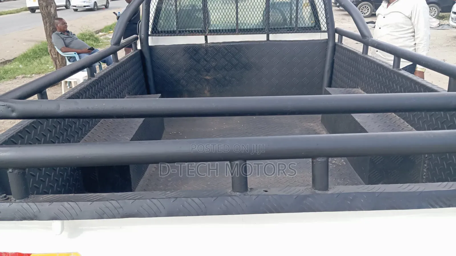 Toyota Hilux 2002 White