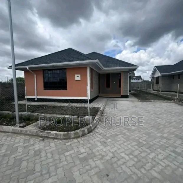 3bdrm Bungalow in Gateway Mall Area for sale
