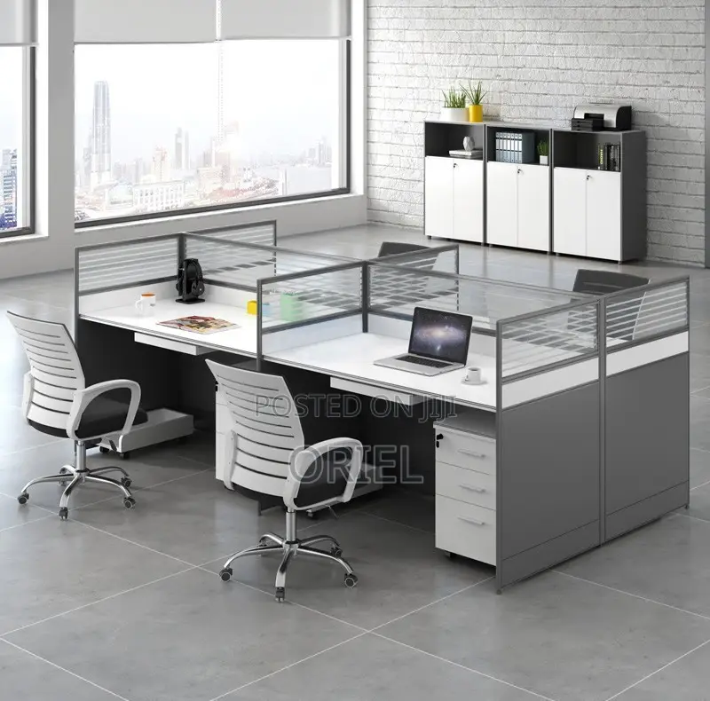 Open Plan Office Workstation : 4-Way Office Workstation Desk