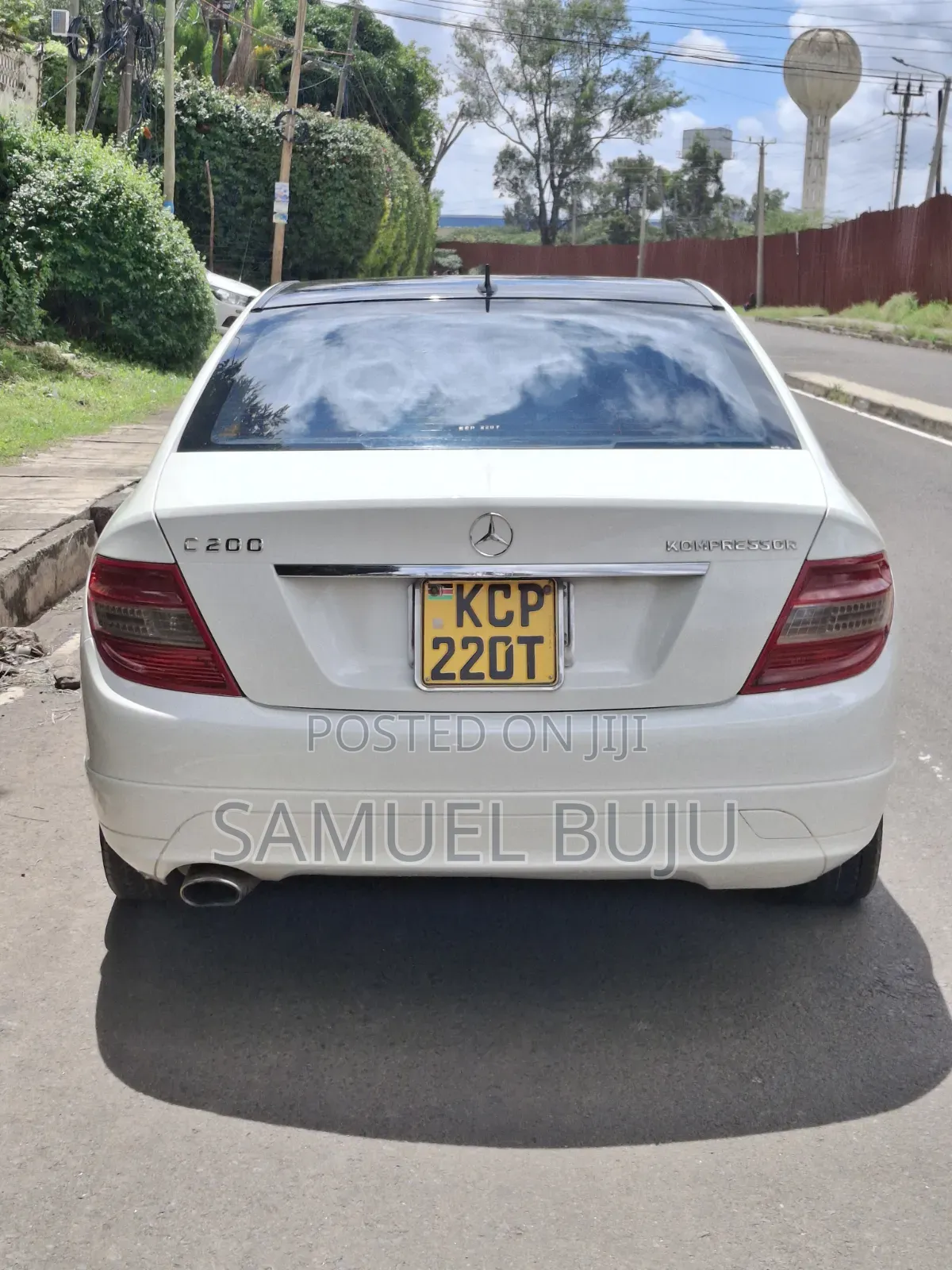 Mercedes-Benz C200 2011 Pearl