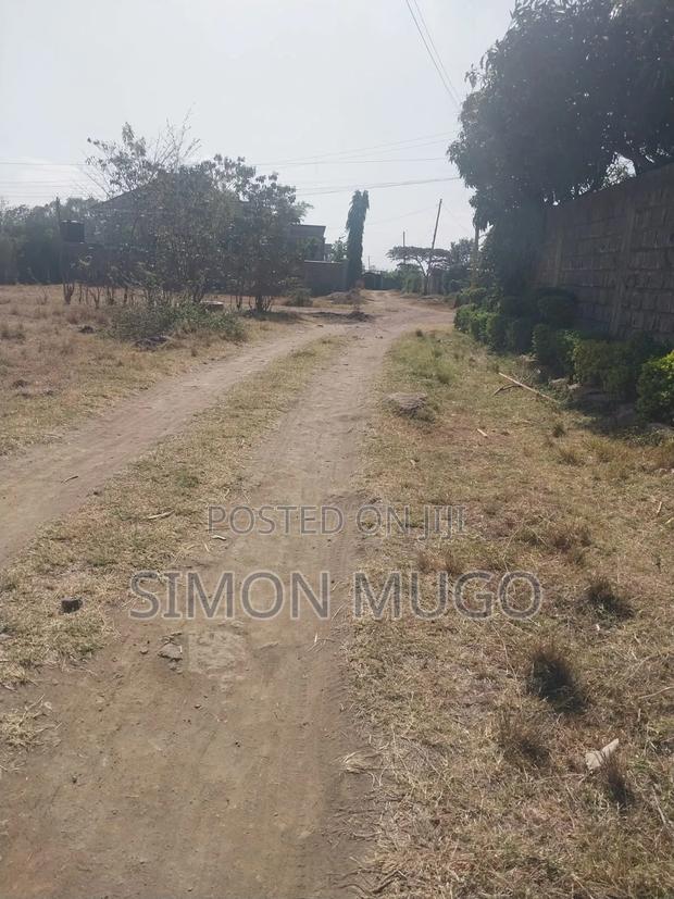 Ruiru Kamakis ( Karuguru) 1/8 Ac Ideal for Apartments Freehold Title - thumbnail 4