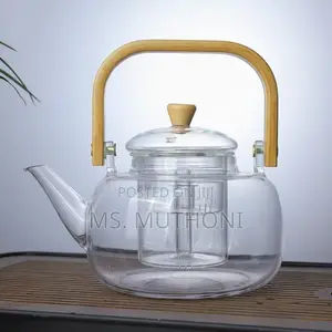 Borosilicate Glass Tea Kettle With Removable Infuser and Bamboo Handle