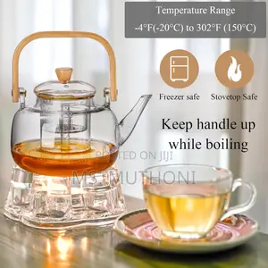 Borosilicate Glass Tea Kettle With Removable Infuser and Bamboo Handle