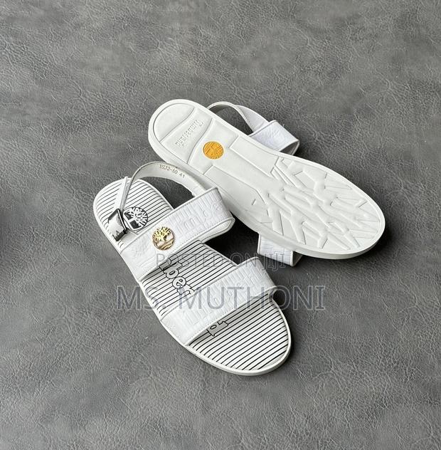 Timberland Sandals Feature White Straps Size 39-46