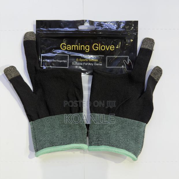 Gaming Gloves!! Mobile Gaming Gloves (High Quality) - thumbnail 2