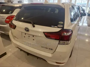 Toyota Corolla Fielder 2019 White