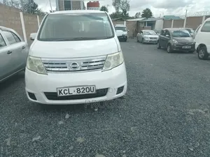 Nissan Serena 2010 White
