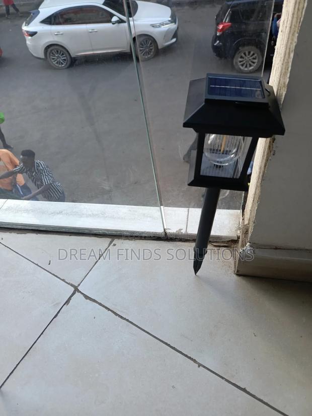 Outdoor Solar Garden Light - thumbnail 2