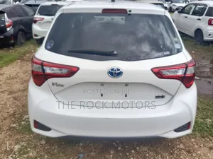 Toyota Vitz 2019 White
