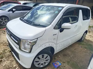 Suzuki Wagon R 2019 White