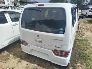 Suzuki Wagon R 2019 White