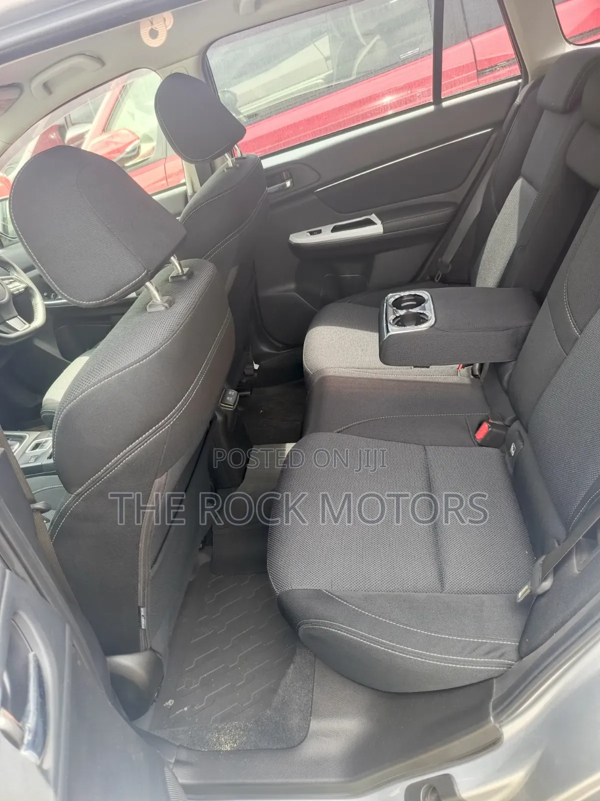 Subaru Legacy 2019 Silver