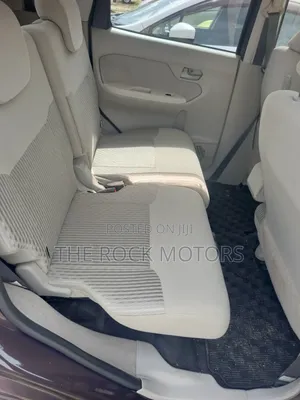 Daihatsu Move 2019 Maroon