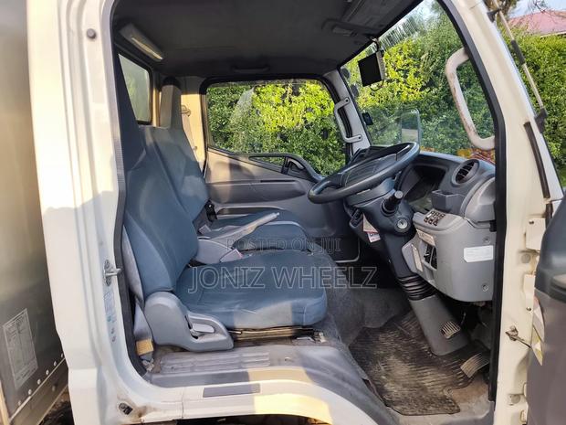 2014 Mitsubishi Canter - thumbnail 8