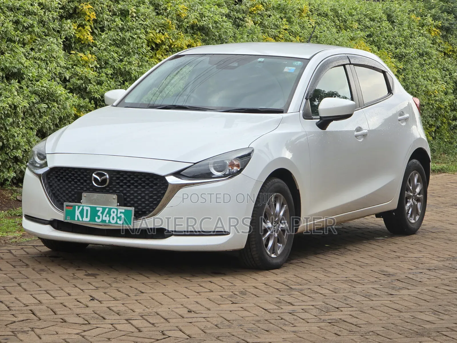 Mazda 2 2020 White