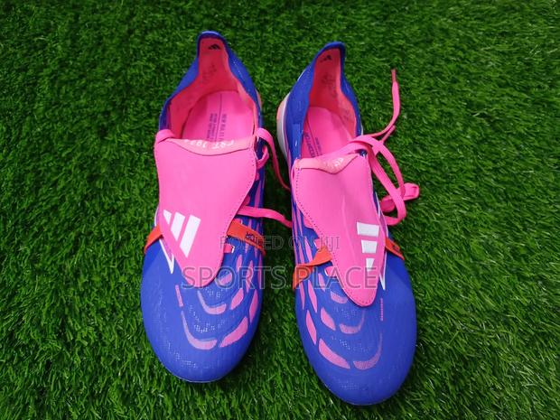Predator Freaks 2026 Fg Football Boots