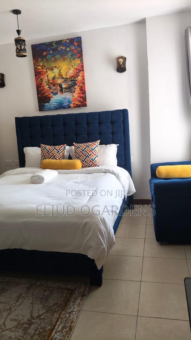 Studio Apartment in South B South Suites Behind Capital Centre - thumbnail 7