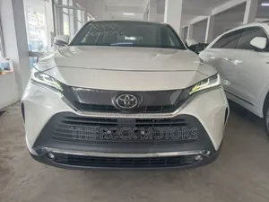 Toyota Harrier 2021 White