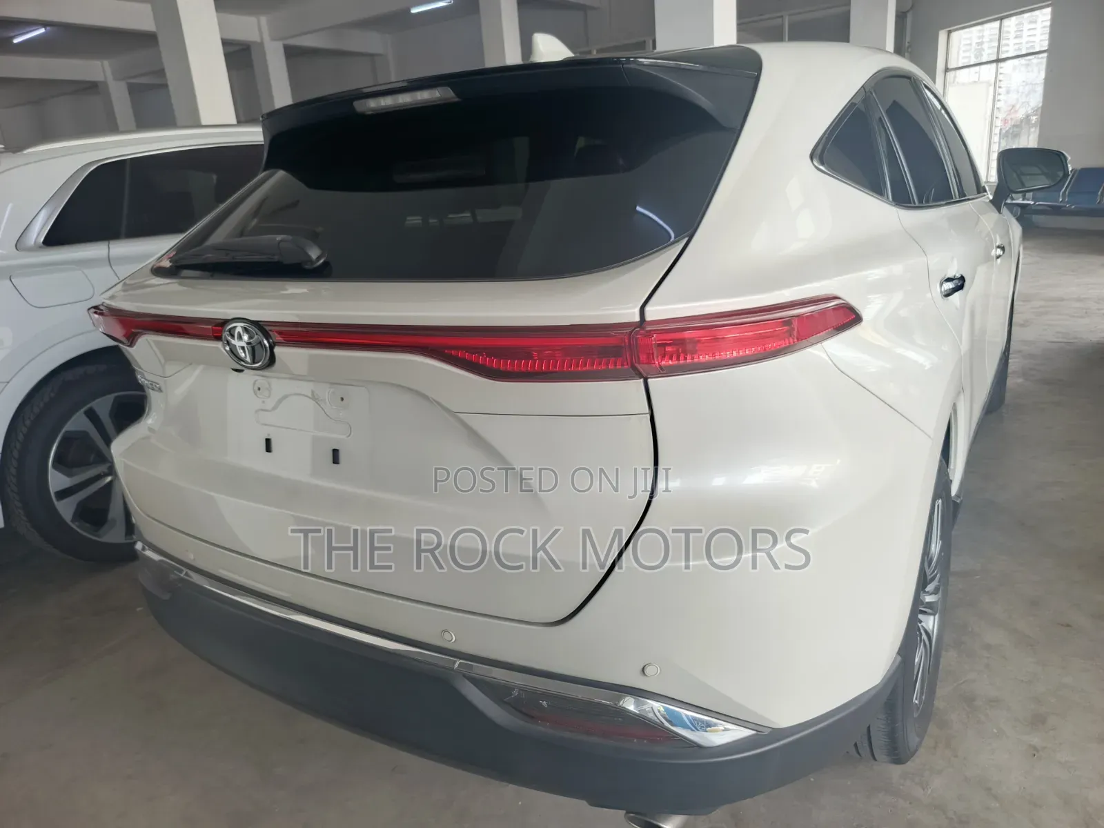 Toyota Harrier 2021 White
