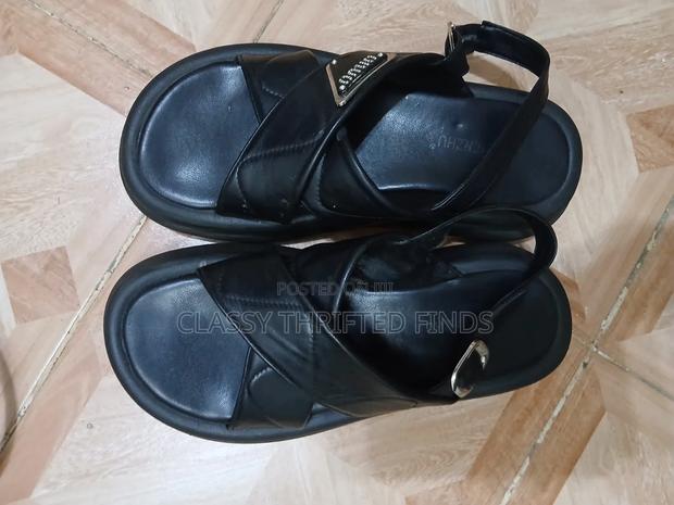 Black Leather Platform Sandals(Thrifted) - thumbnail 3
