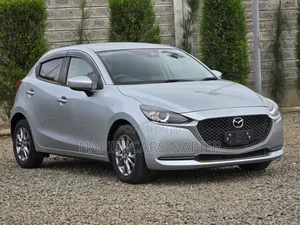 Mazda 2 2020 Silver